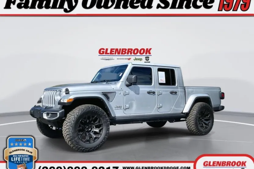 2023 Jeep Gladiator Overland photo 1