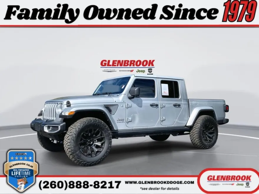 2023 Jeep Gladiator Overland photo 1