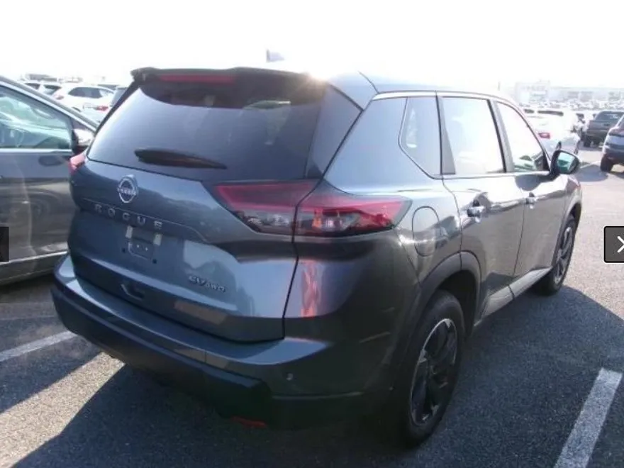 2024 Nissan Rogue SV photo 1