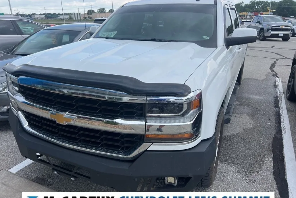 2018 Chevrolet Silverado 1500 LT1 photo 1