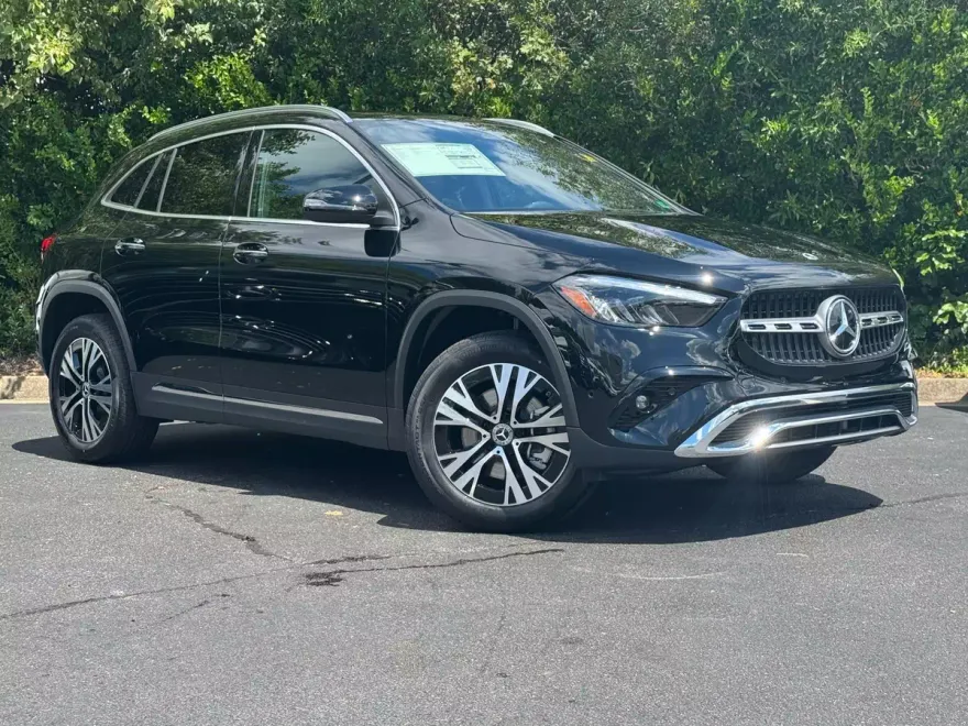 2026 Mercedes Benz GLA 250 4MATIC photo 1