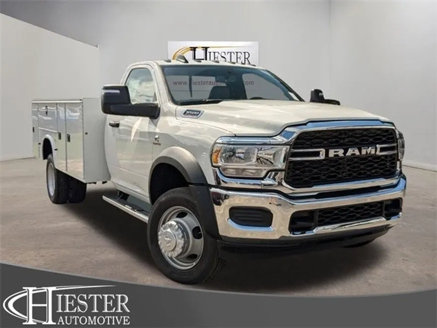 2024 Ram 5500 photo 1