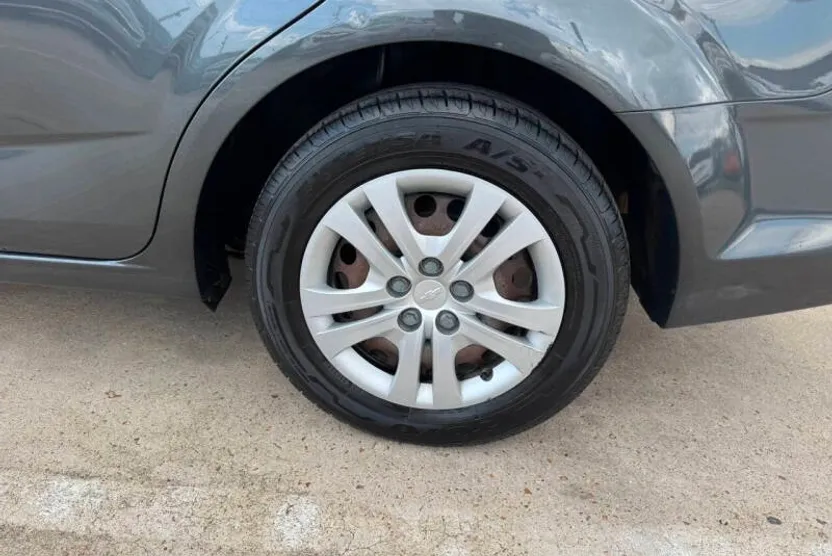 2018 Chevrolet Sonic LS photo 1
