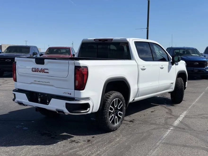 2023 Gmc Sierra 1500 AT4 photo 1