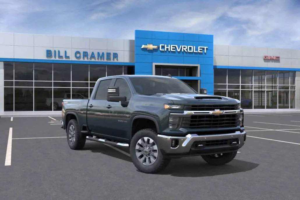 2025 Chevrolet Silverado 3500HD LT photo 1