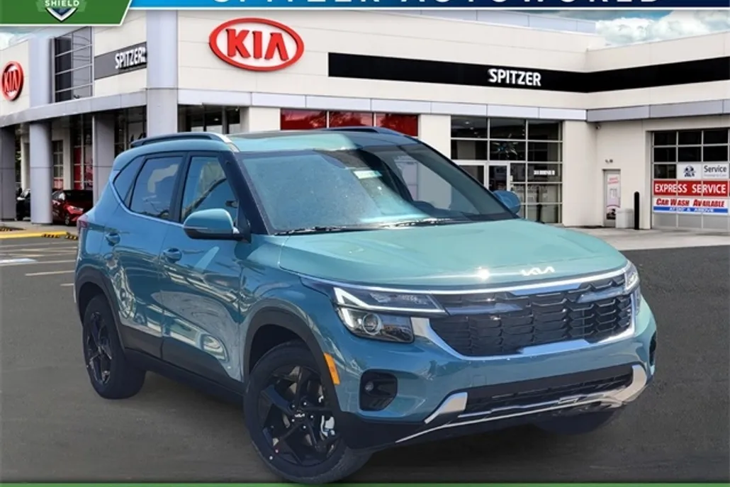 2026 Kia Seltos EX photo 1