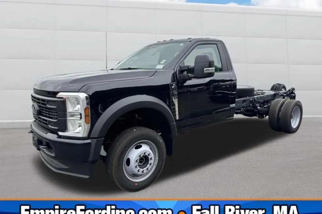 2024 Ford F-450 photo 1