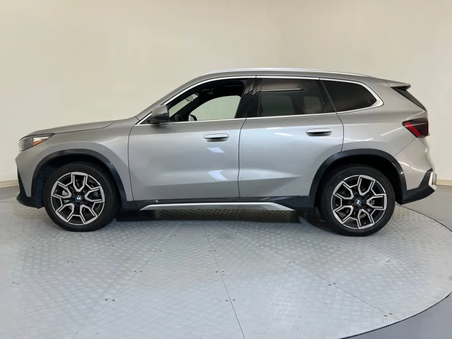 2025 Bmw X1 XDrive28i photo 1