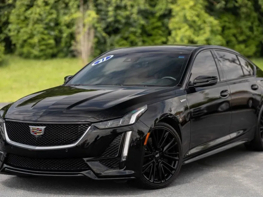 2021 Cadillac CT5 V photo 1