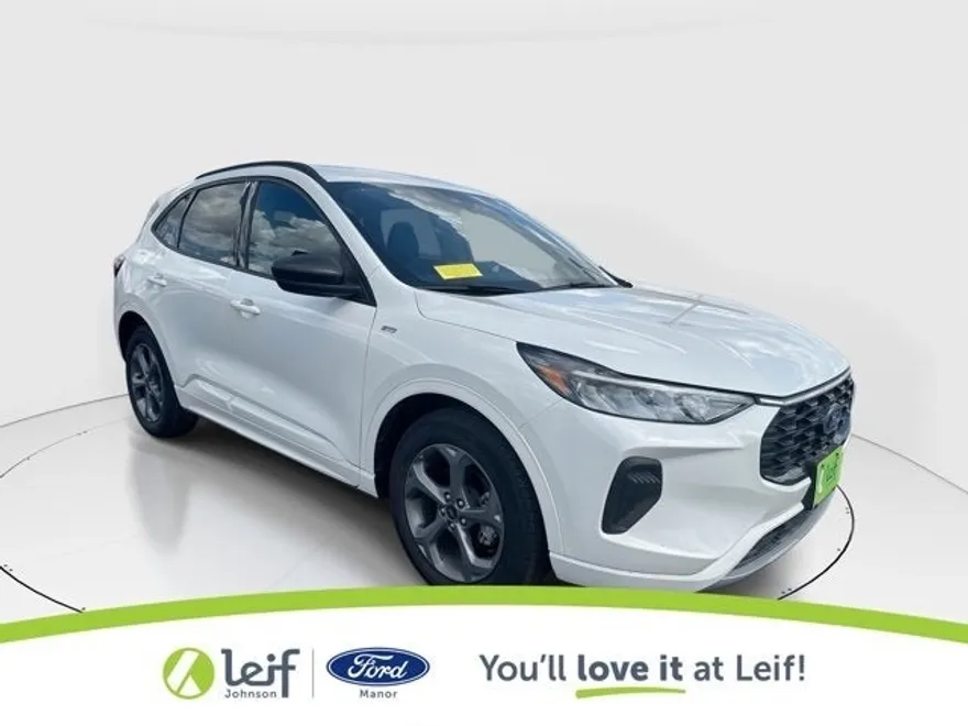 2024 Ford Escape Hybrid ST-Line photo 1