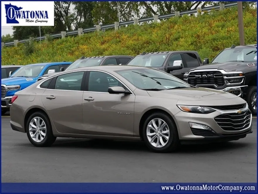 2023 Chevrolet Malibu 1LT photo 1