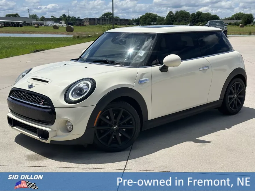 2019 Mini Cooper 2 Door Hardtop S photo 1