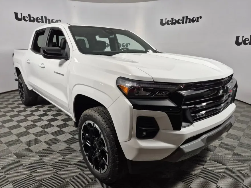 2026 Chevrolet Colorado Z71 photo 1