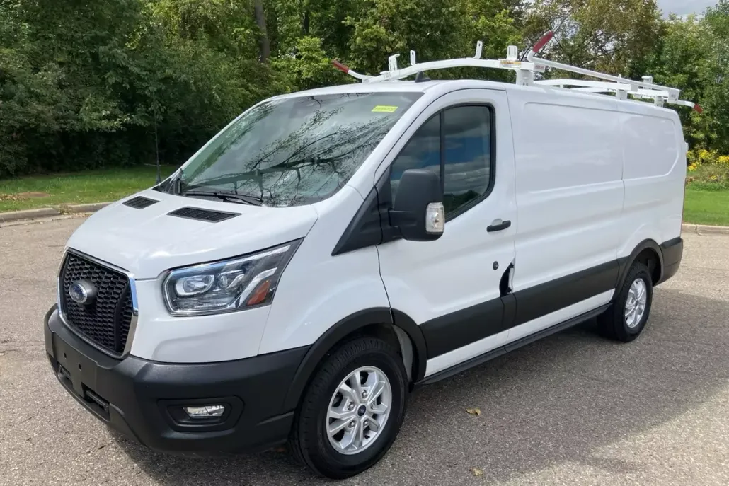 2022 Ford Transit photo 1