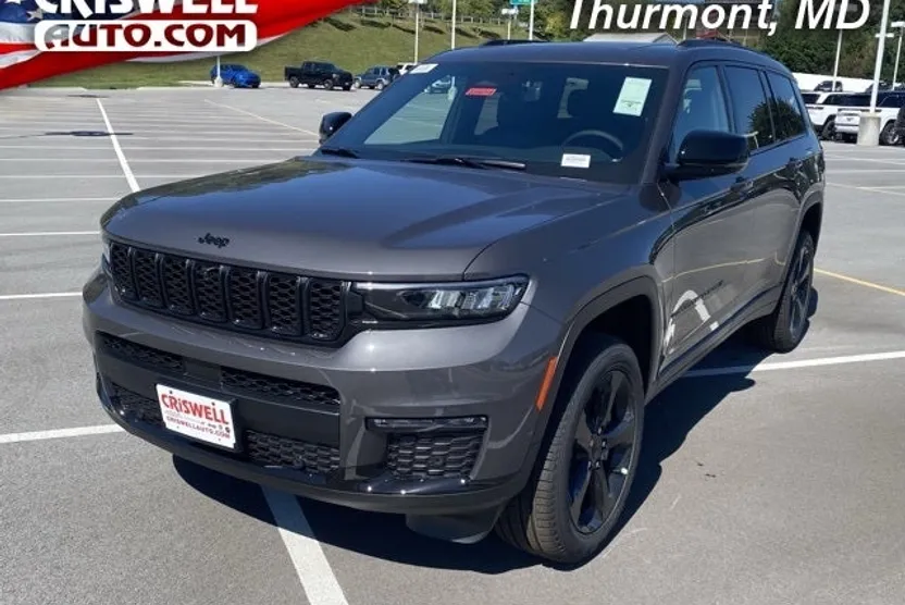 2025 Jeep Grand Cherokee Limited photo 1