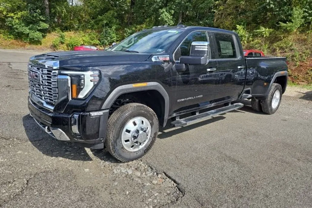 2025 Gmc Sierra HD Denali photo 1