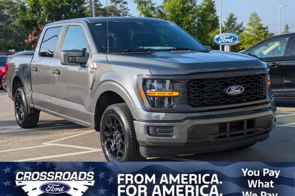 2025 Ford F-150 STX photo 1