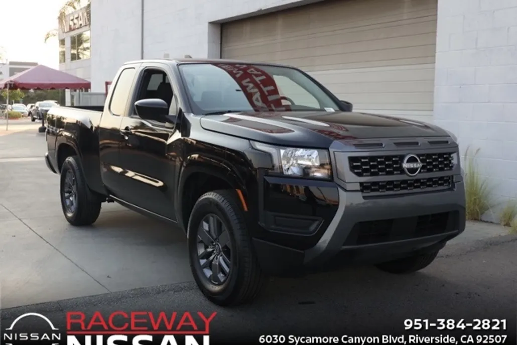 2025 Nissan Frontier King Cab SV photo 1