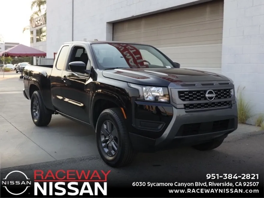 2025 Nissan Frontier King Cab SV photo 1