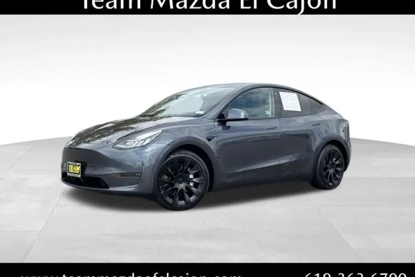 2021 Tesla Model Y Long Range photo 1