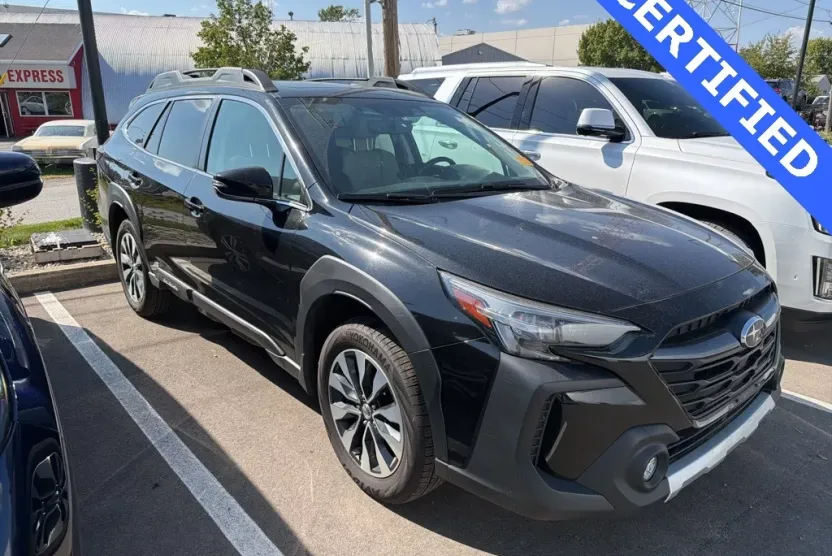 2023 Subaru Outback Limited photo 1