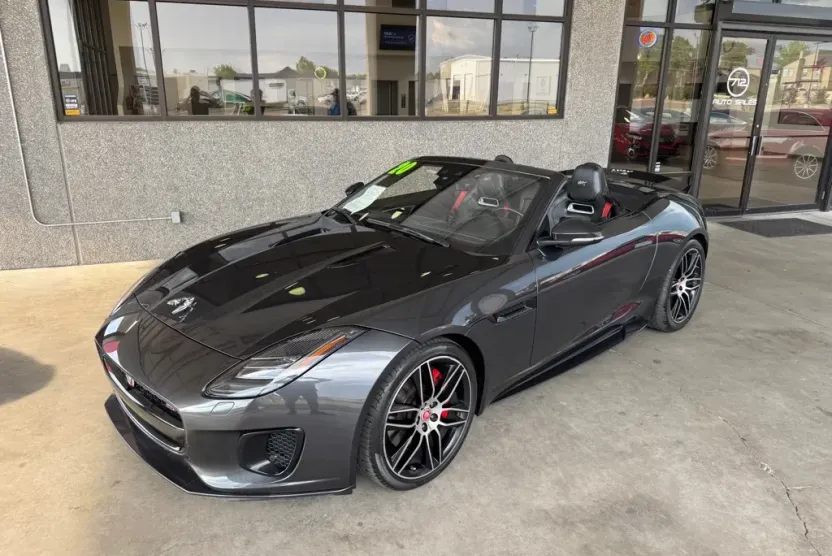 2020 Jaguar F-TYPE photo 1