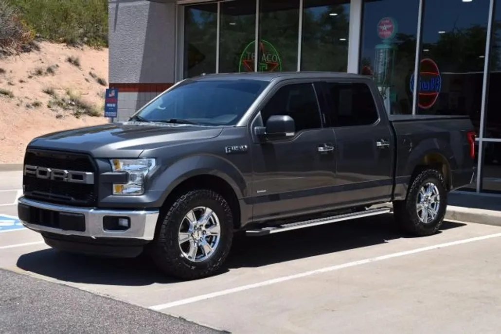 2016 Chevrolet Silverado 1500 photo 1