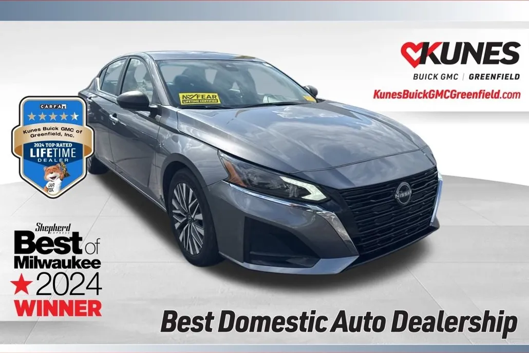 2024 Nissan Altima 2.5 SV photo 1