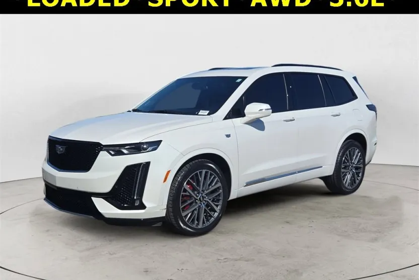 2024 Cadillac XT6 Sport photo 1