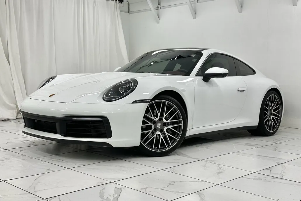 2022 Porsche 911 Coupe photo 1