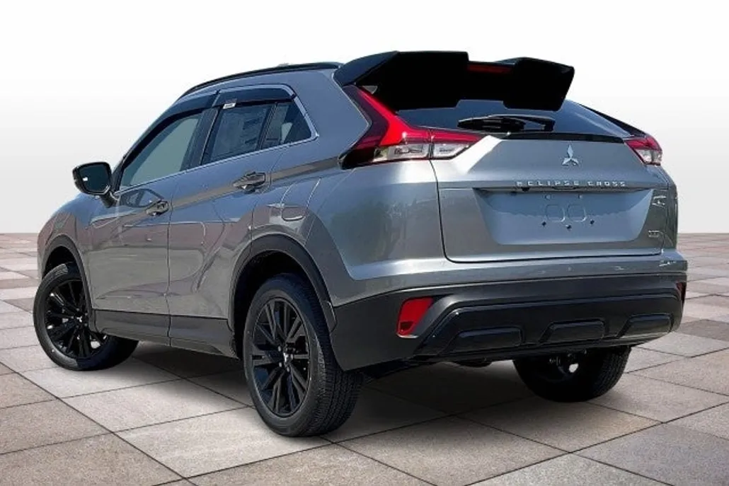 2025 Mitsubishi Eclipse Cross SE photo 1