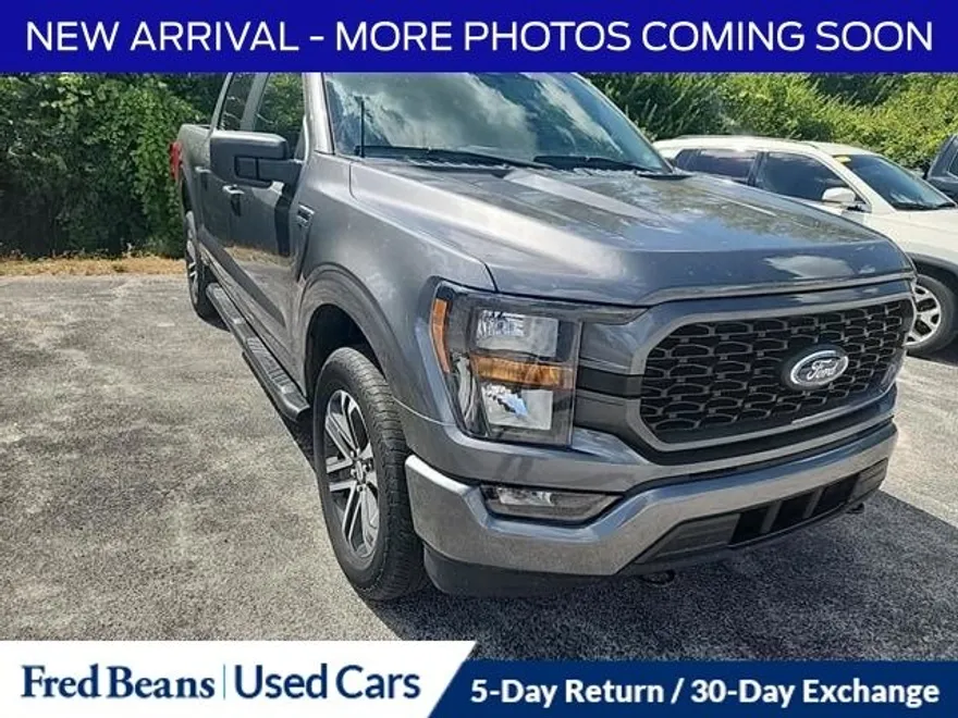 2023 Ford F-150 XL photo 1