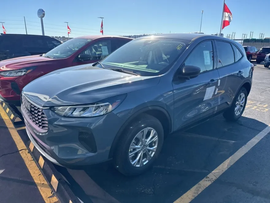 2026 Ford Escape Active photo 1