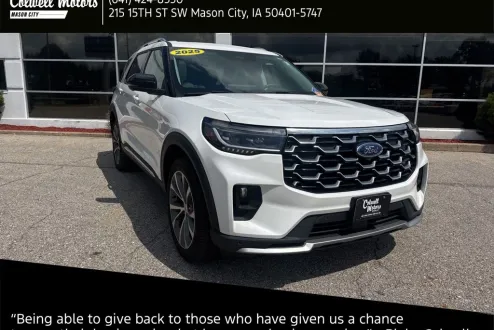 2025 Ford Explorer Platinum photo 1