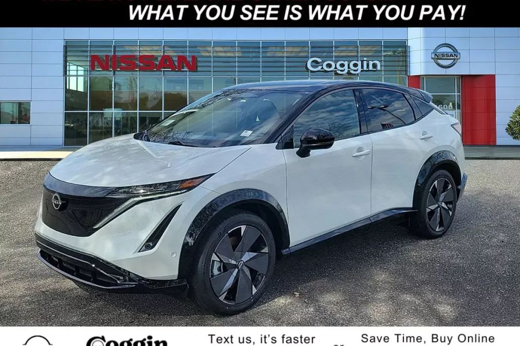 2025 Nissan ARIYA Platinum photo 1