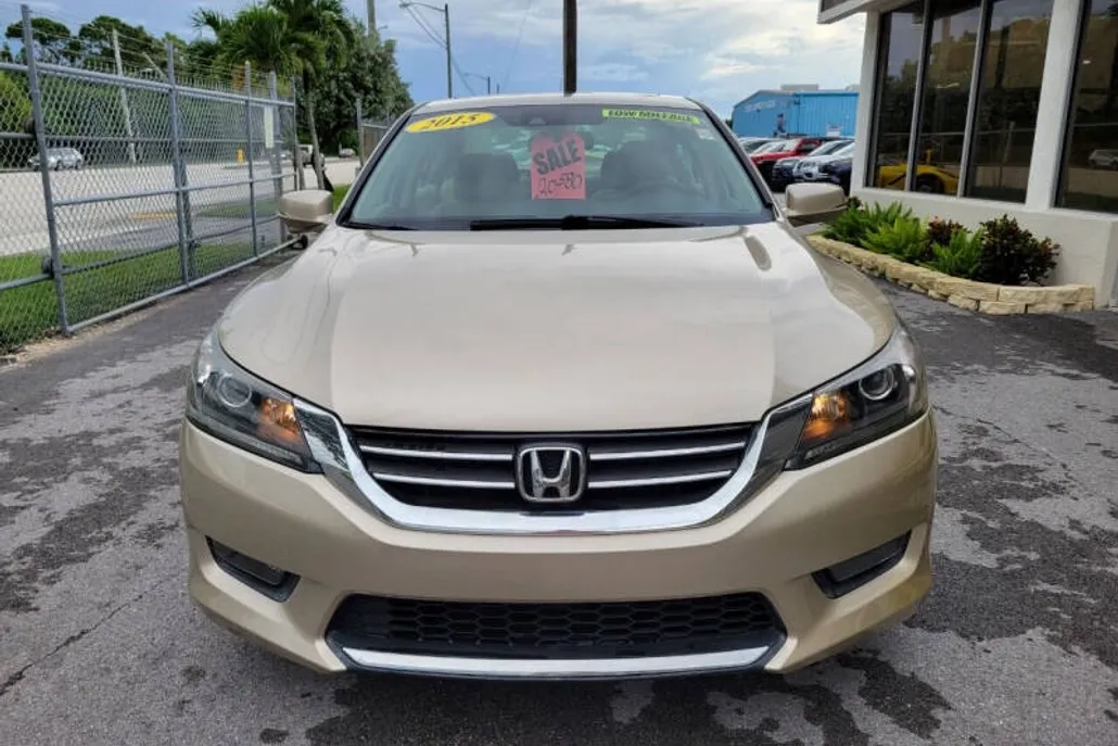 2015 Honda Accord EX-L photo 1