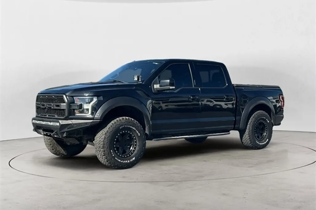 2017 Ford F-150 Raptor photo 1