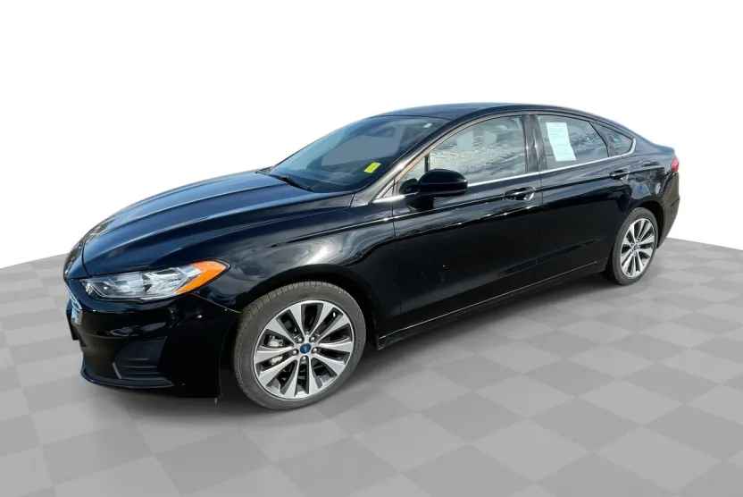 2019 Ford Fusion SE photo 1
