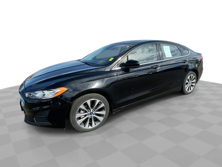 2019 Ford Fusion SE photo 1