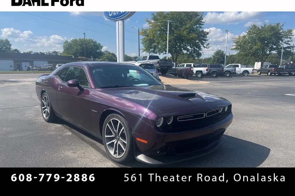 2021 Dodge Challenger R/T photo 1