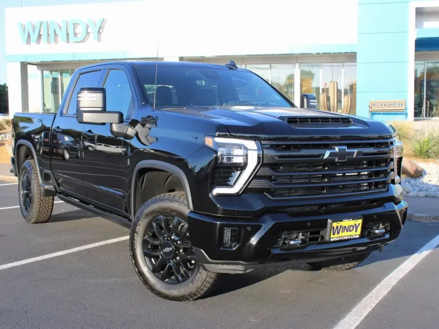2026 Chevrolet Silverado 2500HD High Country photo 1