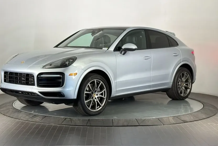 2023 Porsche Cayenne Coupe photo 1