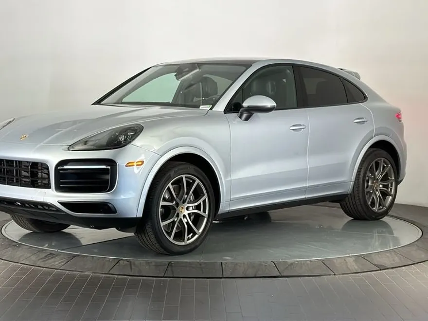 2023 Porsche Cayenne Coupe photo 1
