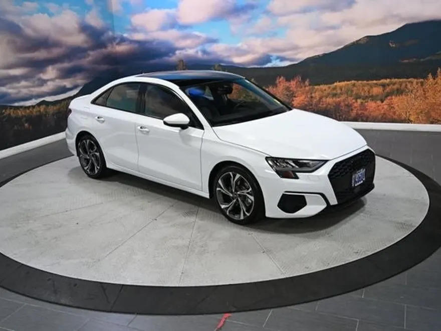 2022 Audi A3 40 Premium photo 1