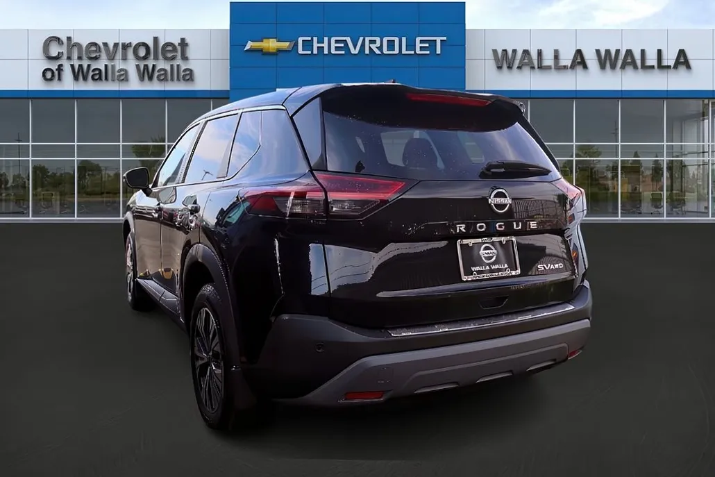 2023 Nissan Rogue SV photo 1