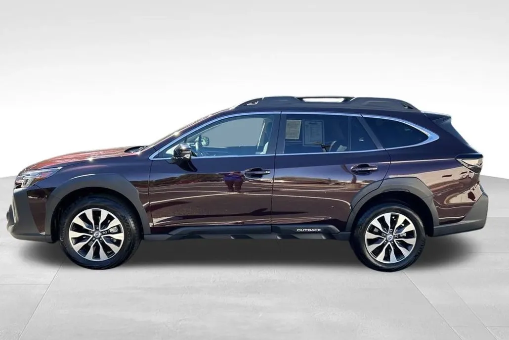 2025 Subaru Outback Limited XT photo 1