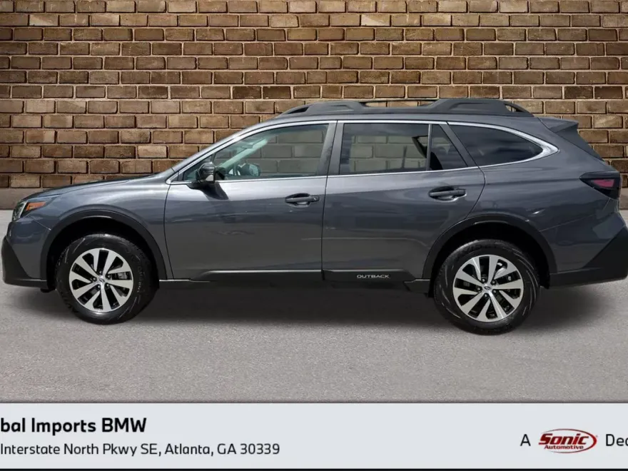 2020 Subaru Outback Premium photo 1
