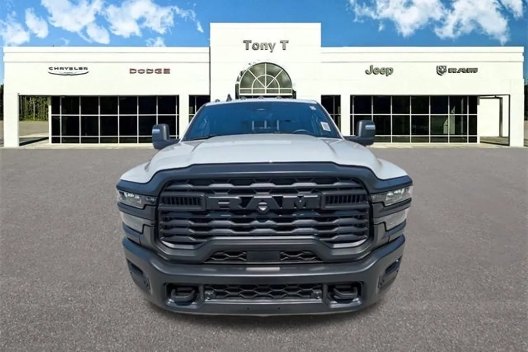 2025 Ram 2500 Tradesman photo 1