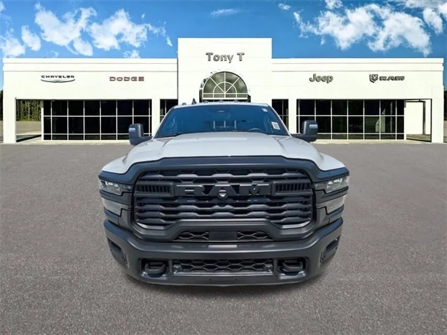 2025 Ram 2500 Tradesman photo 1