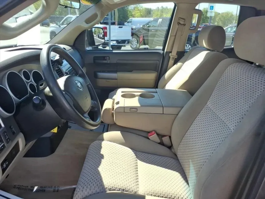 2010 Toyota Tundra Grade photo 1